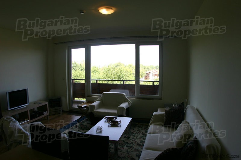 Spacious Property With Garage Near The.. - 2