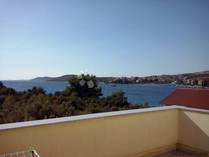 Kuća s Potencijalom na Top Lokaciji