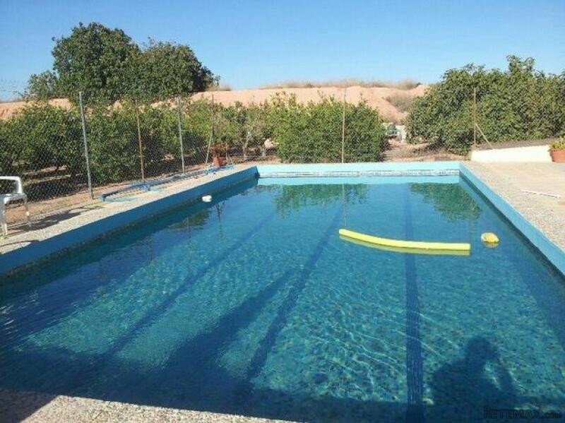 4 bedroom detached house for sale - 2