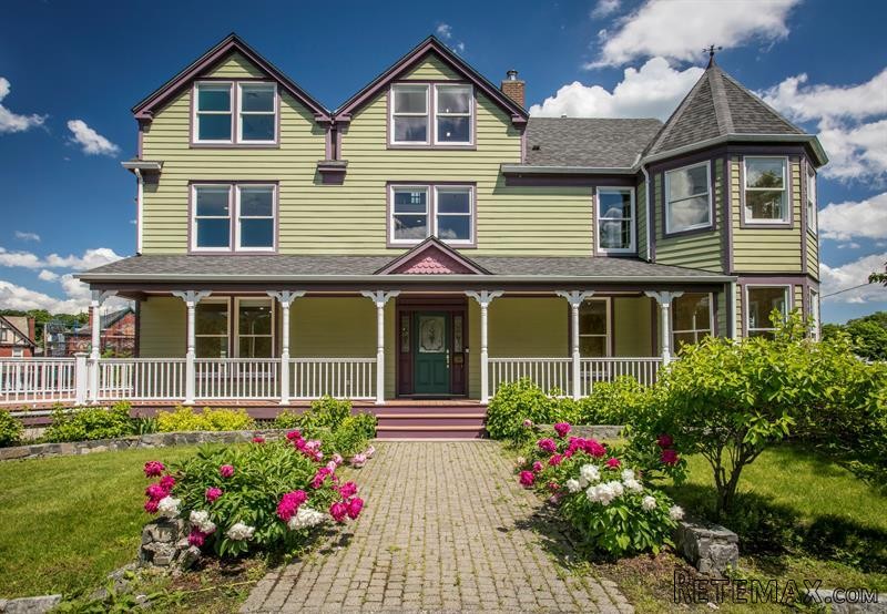 4 bedroom House For Sale: 2 Northern..