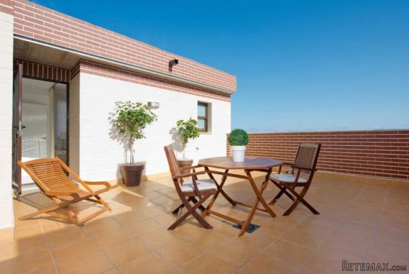 Cabo Roig Alicante Spain, 3 bed 2 top..