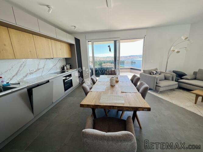 Ekskluzivan Penthouse s krovnom terasom i pogledom na more - 2