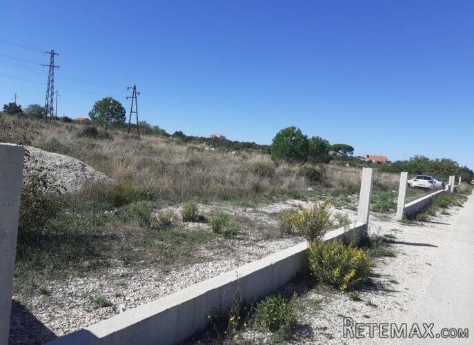 Zemljište 3850 m2 - top lokacija uz Zračnu luku Zadar - 2
