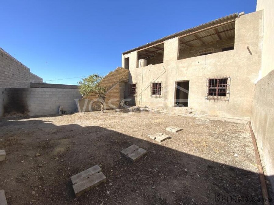 NEW & EXCLUSIVE LISTING TO VOSS HOMES - This may look like.. - 4