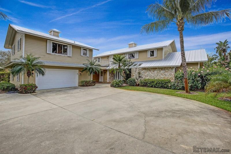 4 bedroom Residence For Sale: Stuart.. - 2