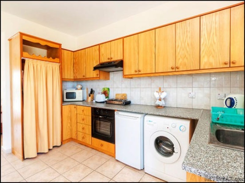 For Sale : First Floor Apartment -.. - 2