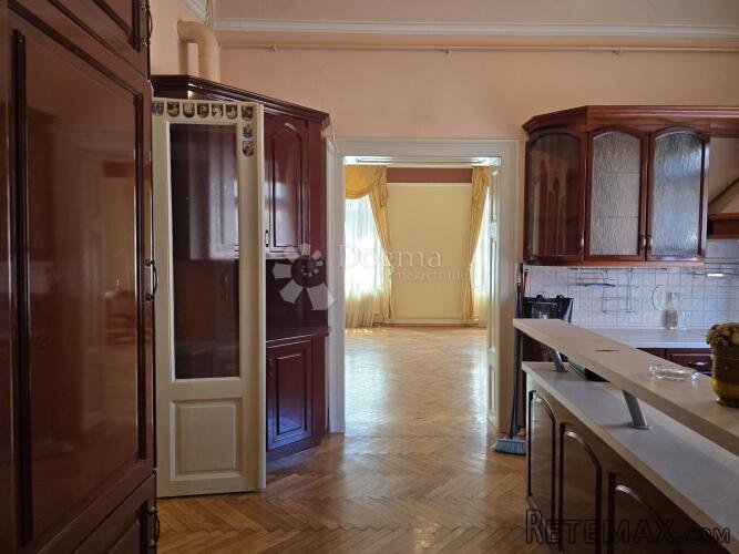 Stan u baroknom stilu u centru Varaždina - 2