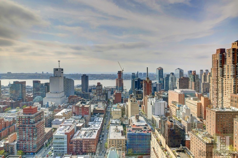 2 bedroom Apartment For Sale: 322 WEST.. - 2