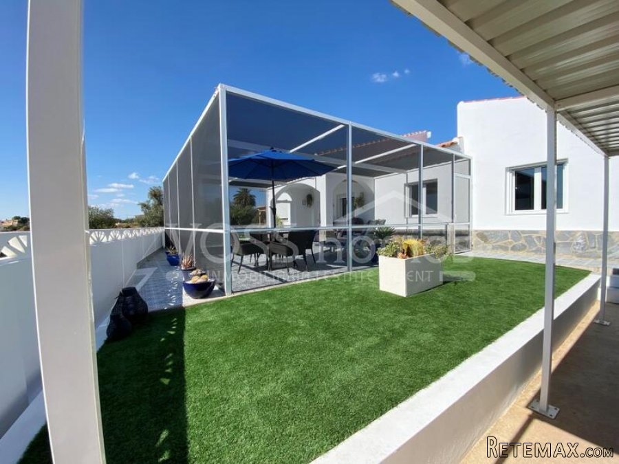 NEW & EXCLUSIVE TO VOSS HOMES - A beautifully presented..