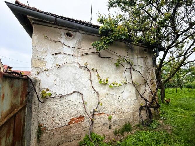 Prodaje se kuća za rušenje - Goričan - 2