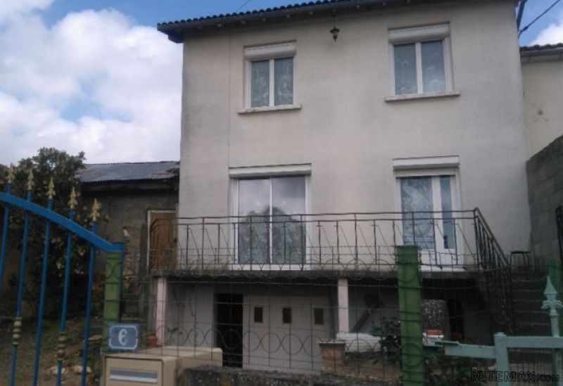 Detached House with Garden
