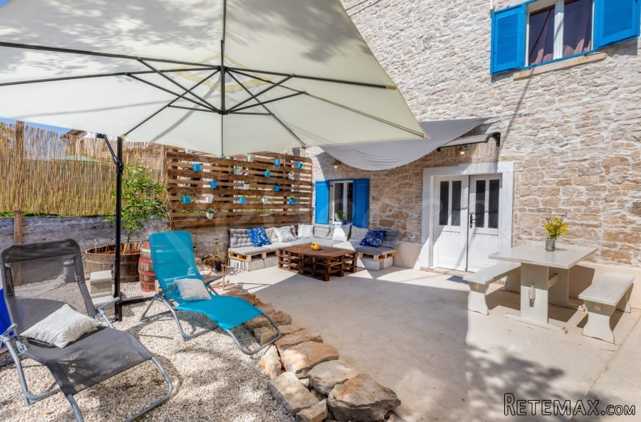 Vodnjan, okolica, kamena istarska kuća, 4 spavaće sobe - 3