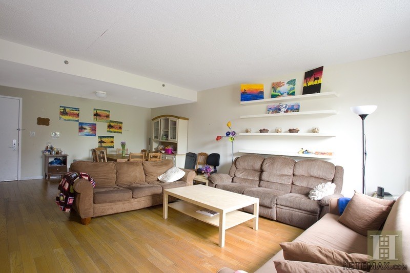 3 bedroom Apartment For Sale: 736 WEST.. - 2