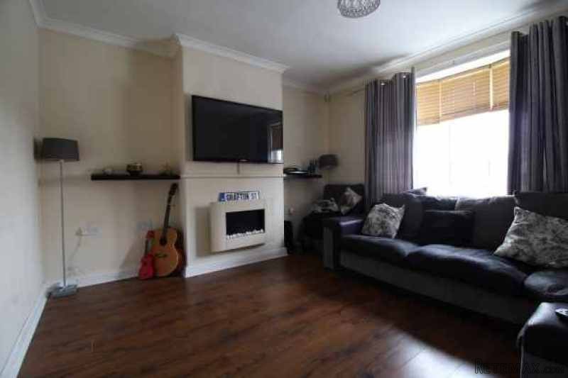 5 bedroom, Terraced House house for sale
