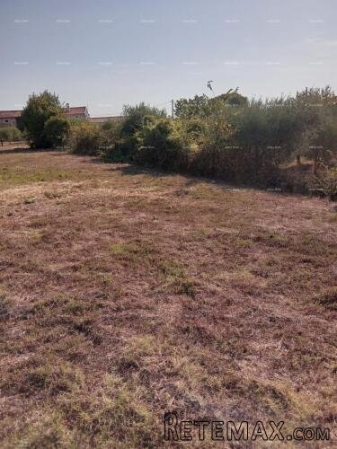 Prodaja građevinskog zemljišta u okolici Marčane! - 4