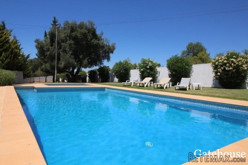4 Beds Townhouse For Sale In Almancil..