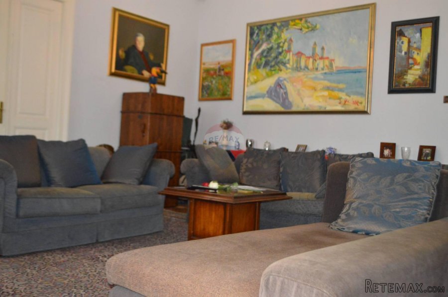 OPATIJA STROGI CENTAR- stan u autohtonoj Opatijskoj vili