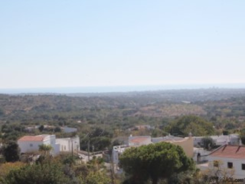 2 bedrooms- Apartment- Loule- Algarve-..