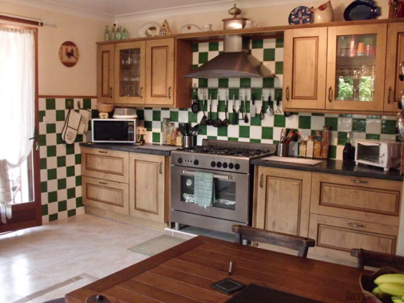 Beautiful 3 Bed Detached Bungalow Near.. - 2