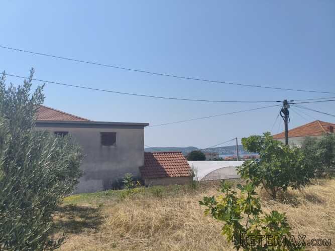 Građevinsko zemljište idealno za investitore- Seget Donji - 2