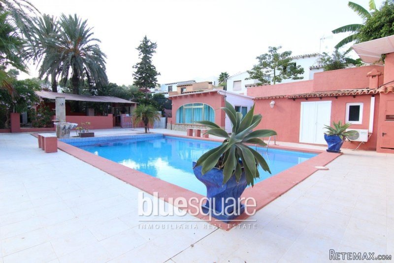 Magnificent villa less then 1 km. from.. - 2