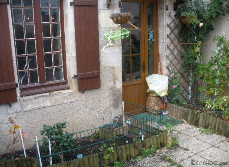 Character townhouse with lovely.. - 2