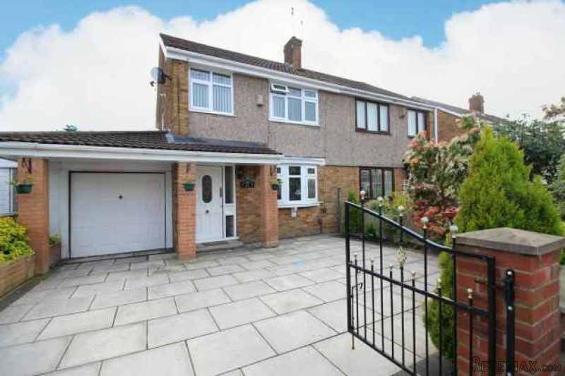 2 bedroom, Semi-detached House house..