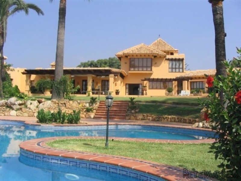 Villa for sale Hacienda las Chapas..