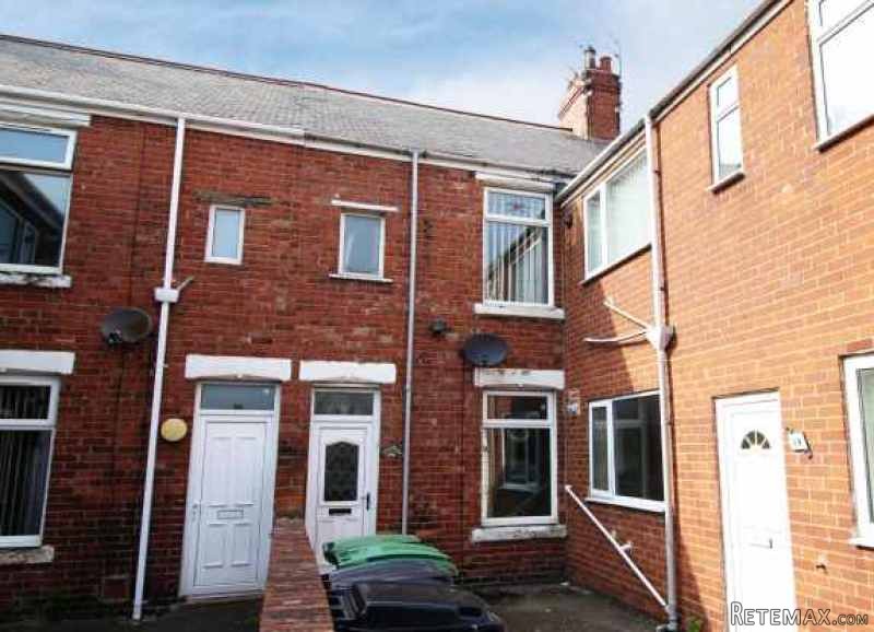 2 bedroom, Flat house for sale