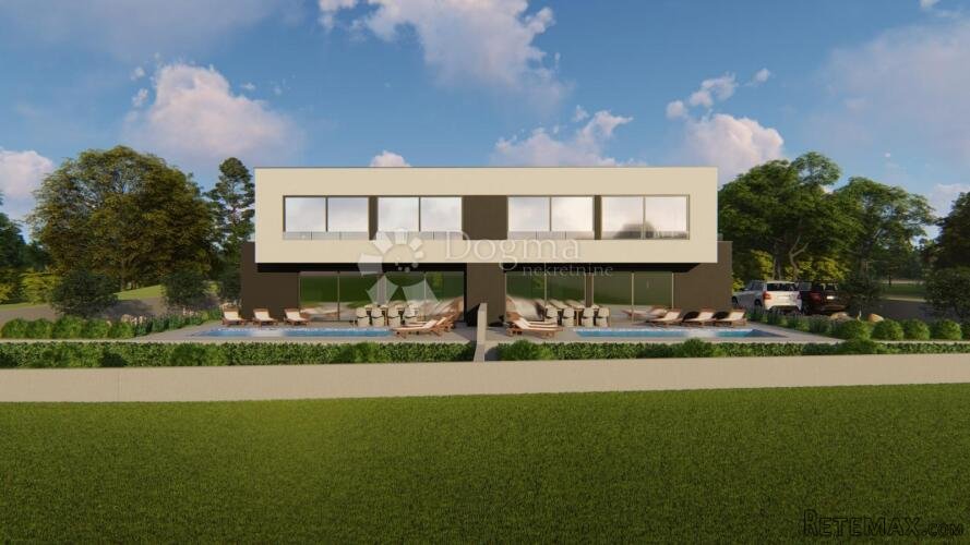 EKSKLUZIVNO! Luksuzna duplex vila s bazenom i pogledom na mo
