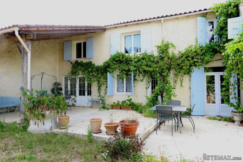 Sale House Mortagne Sur Gironde (17120)..