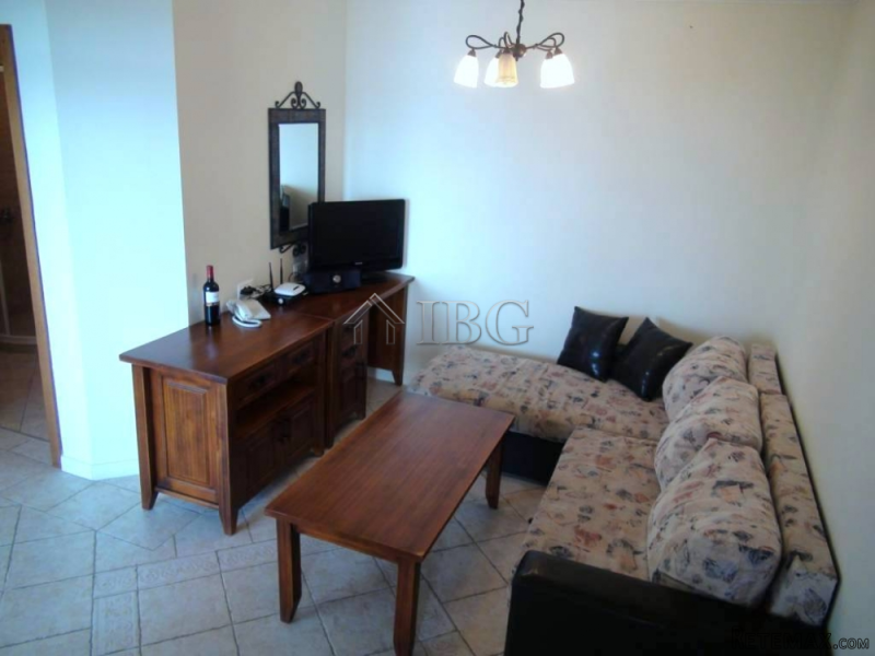 Furnished 2-bedroom apartment with.. - 2