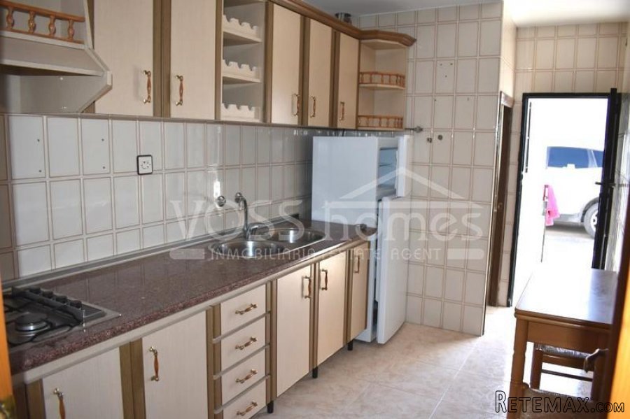 Large, 2 storey, corner, village house with 4 bedrooms.. - 11