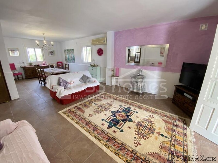NEW & EXCLUSIVE TO VOSS HOMES - A stunning, recently.. - 11