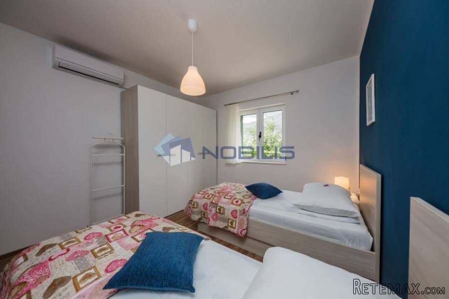Split, Donje Sitno, kuća za odmor 152 m2, bazen - 11