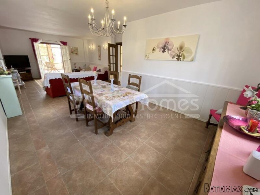 NEW & EXCLUSIVE TO VOSS HOMES - A stunning, recently.. - 13