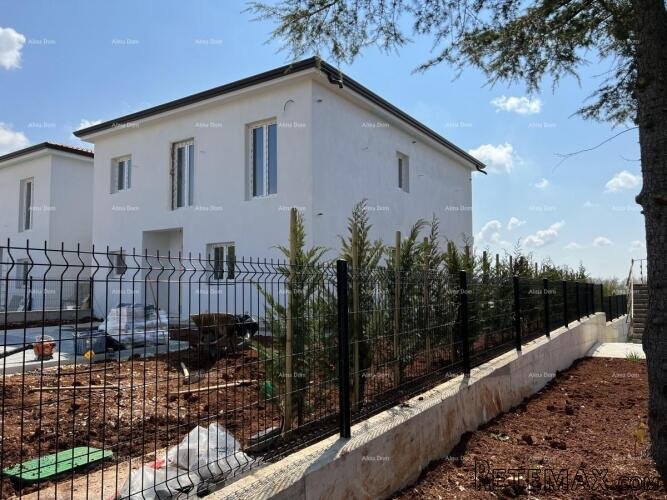 Nova kuća sa bazenom, moderno uređena. 7 km do centra g.. - 3