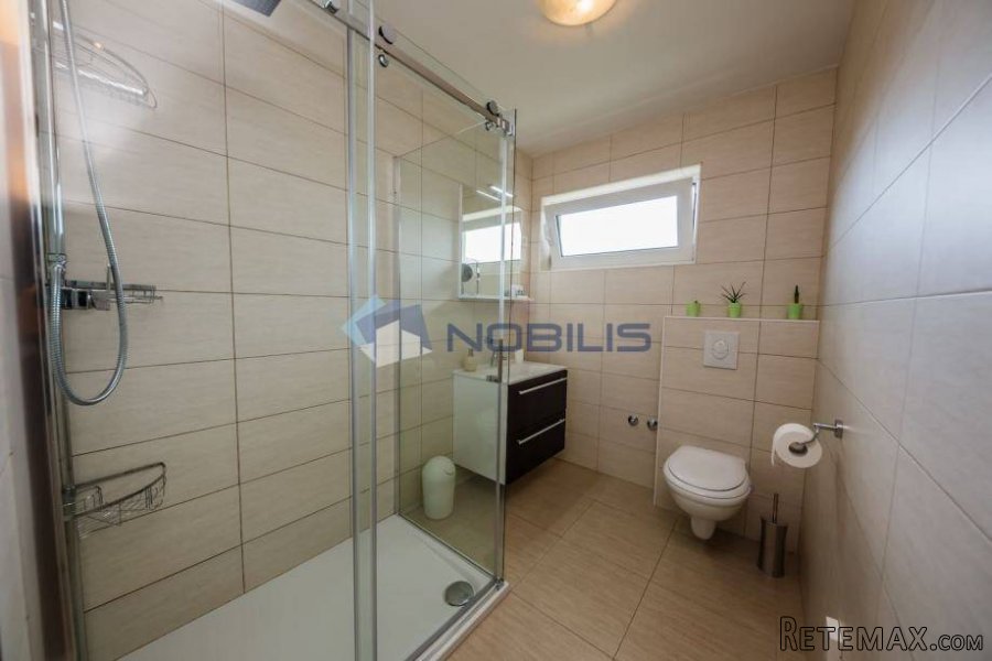 Split, Donje Sitno, kuća za odmor 152 m2, bazen - 13