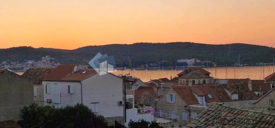 Vis - Kut, kuća 158 m2 s 139 m2 vrta SNIŽENO - 13
