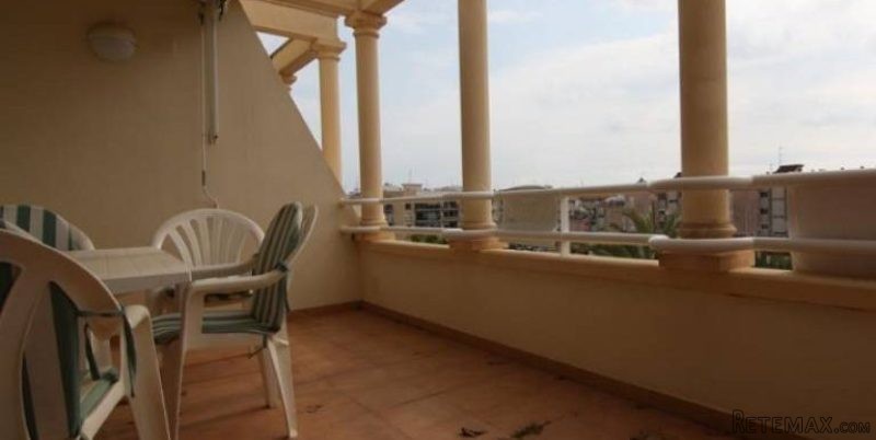 2 Bedroom 1 Bathroom Apartment in Javea. - 2