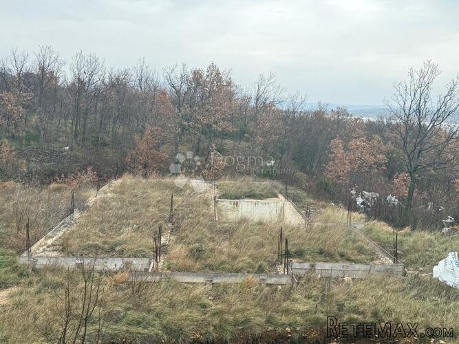 Zemljište s dozvolom i temeljima POGLED MORE