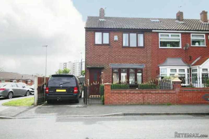 3 bedroom, Semi-detached House house..