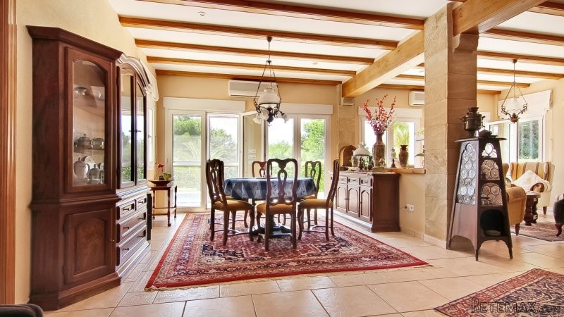 Beautiful villa in a quiet area in Javea - 2