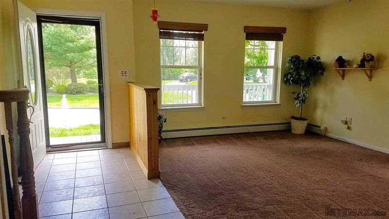 4 bedroom House For Sale: 16 Ferris.. - 2
