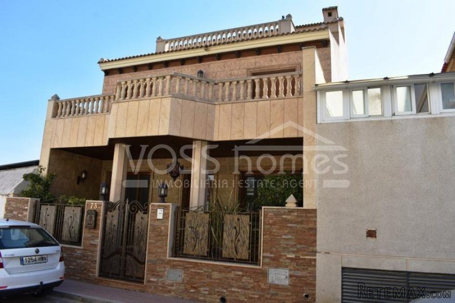 A TRULY STUNNING TOWN VILLA. The photos DONT do this..