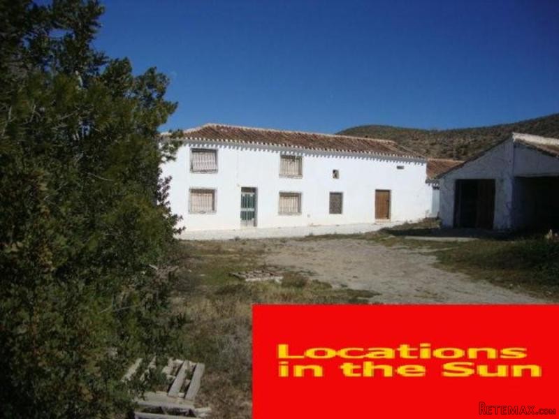 Cortijo / Country House in Albox - 2