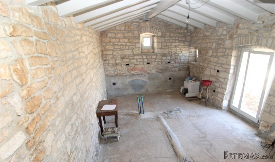 ROVINJ OKOLICA, autohtona kamena kuća s bazenom - 10