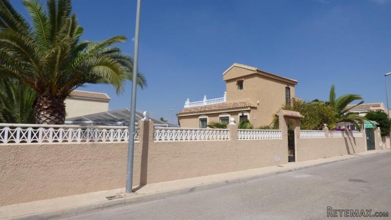 3 Bedrooms - Detached - Murcia - For..