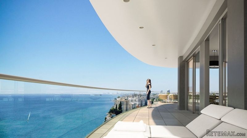 Exclusive seafront two bedroom..