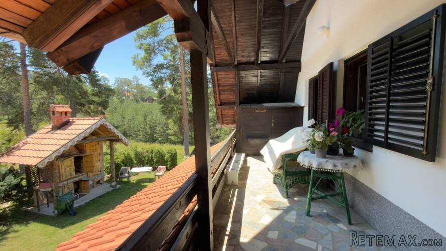 Na prodaju-porodicna kuca na Borovoj glavi,Dobroselica-Zlatibor - 21